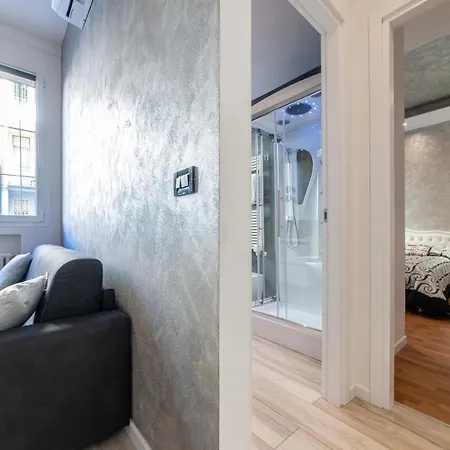 Fashion Silver Apartment