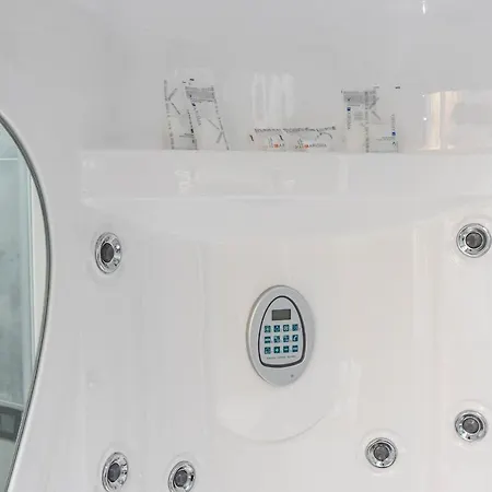 Fashion Silver Apartment *