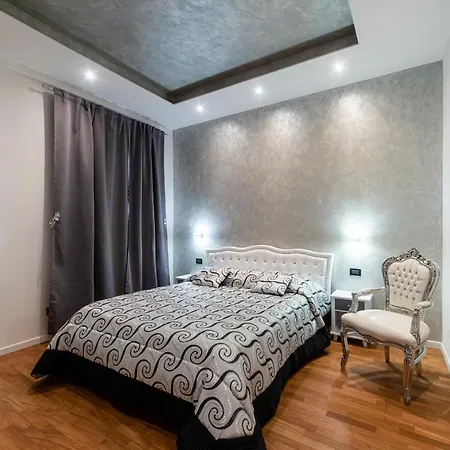 Fashion Silver Apartment